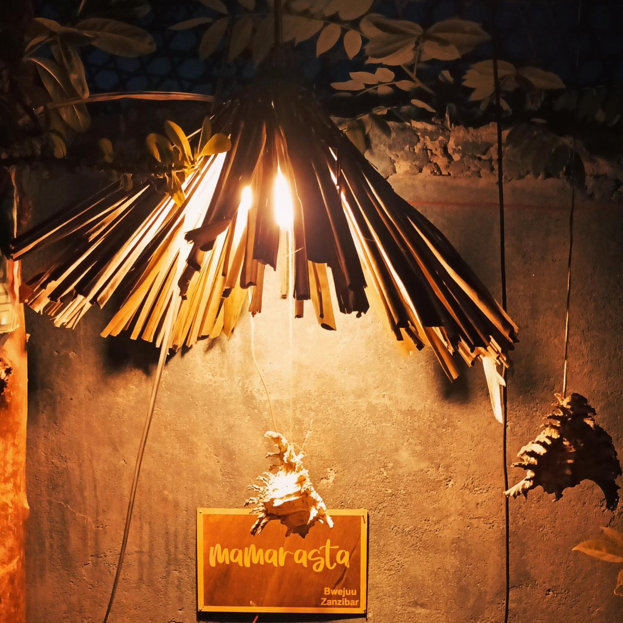 Mamarasta Bed & Breakfast Bwejuu Ngoại thất bức ảnh