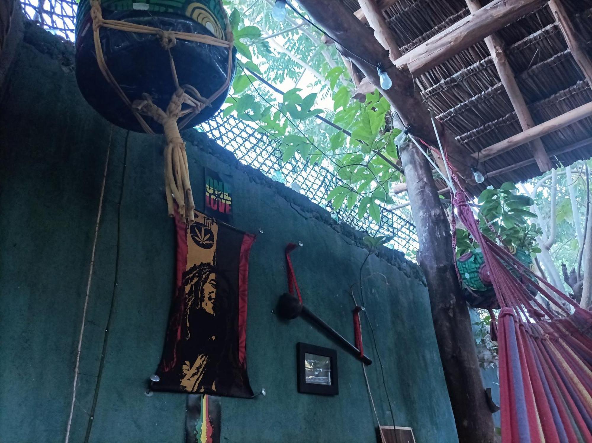 Mamarasta Bed & Breakfast Bwejuu Ngoại thất bức ảnh