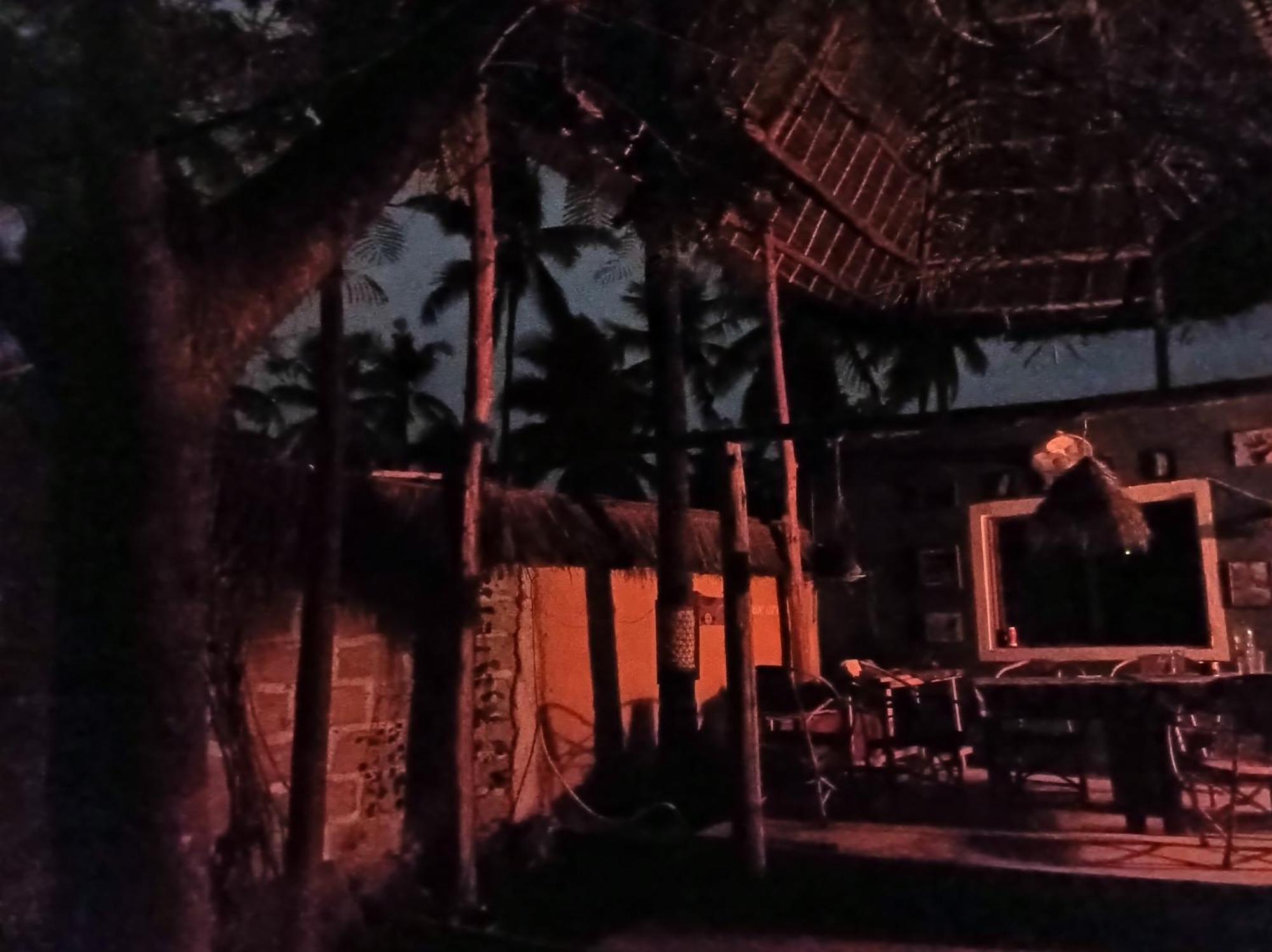 Mamarasta Bed & Breakfast Bwejuu Ngoại thất bức ảnh